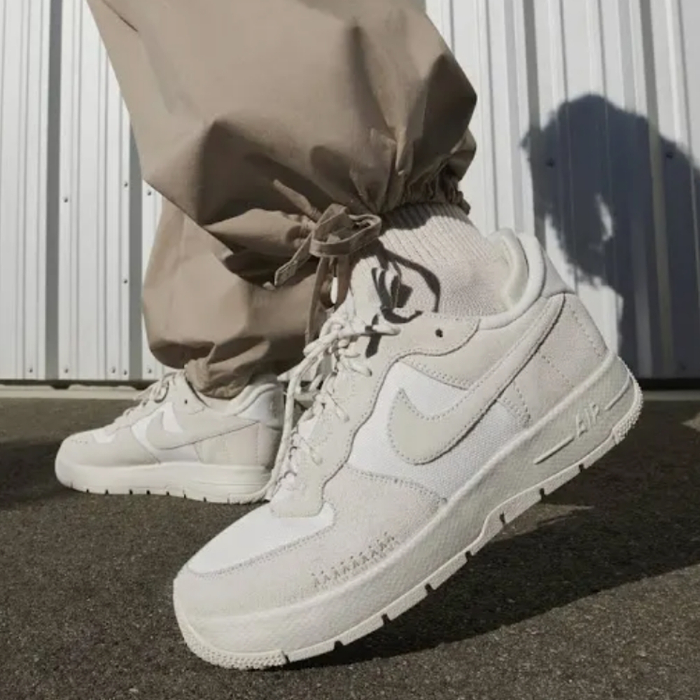 Nike air force 1 wild women's 9.5